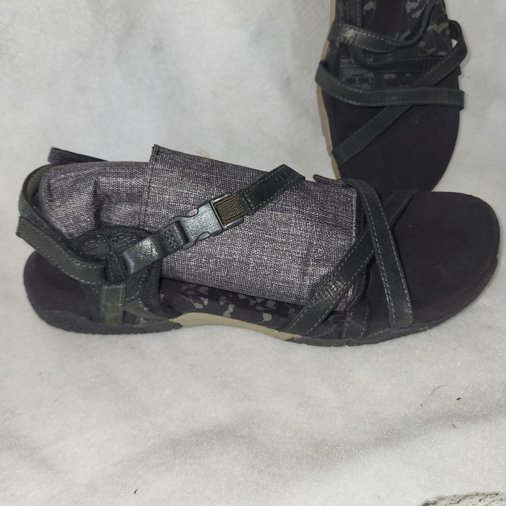 Merrell Adjustable Strap Sandals
